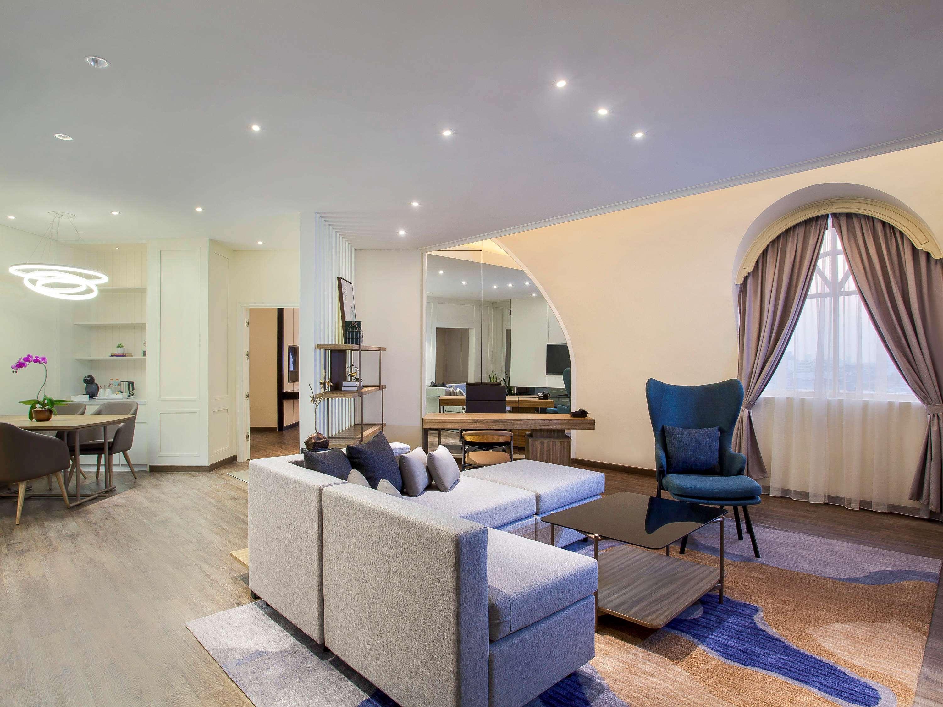 Mercure Jakarta Batavia Exteriör bild