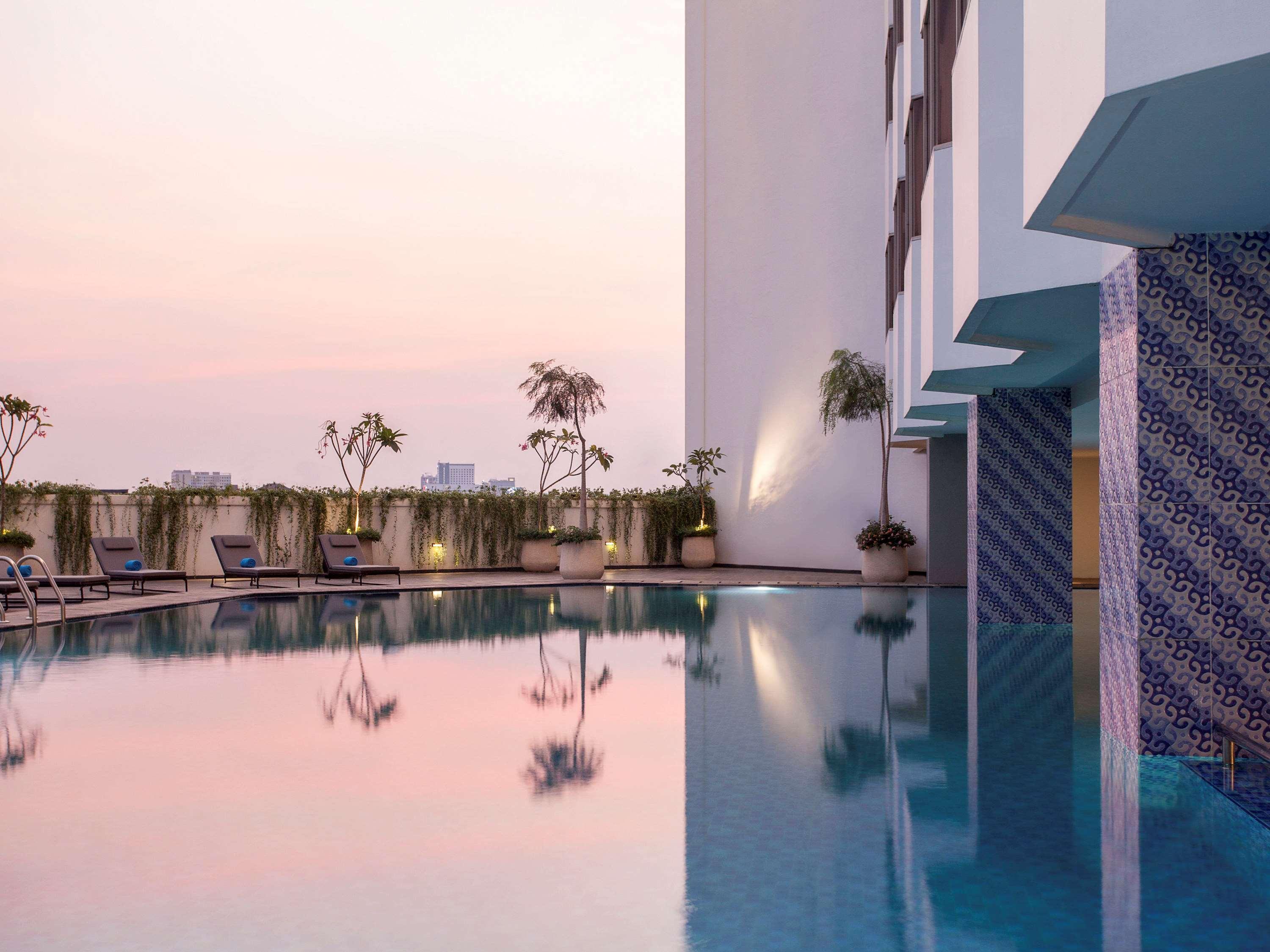 Mercure Jakarta Batavia Exteriör bild