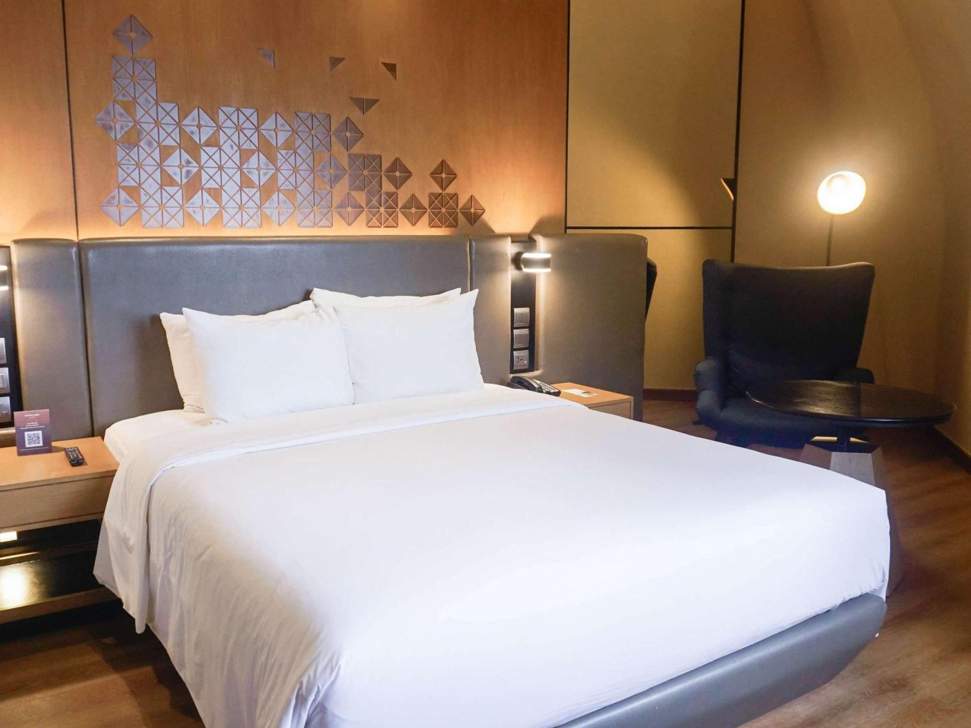 Mercure Jakarta Batavia Exteriör bild